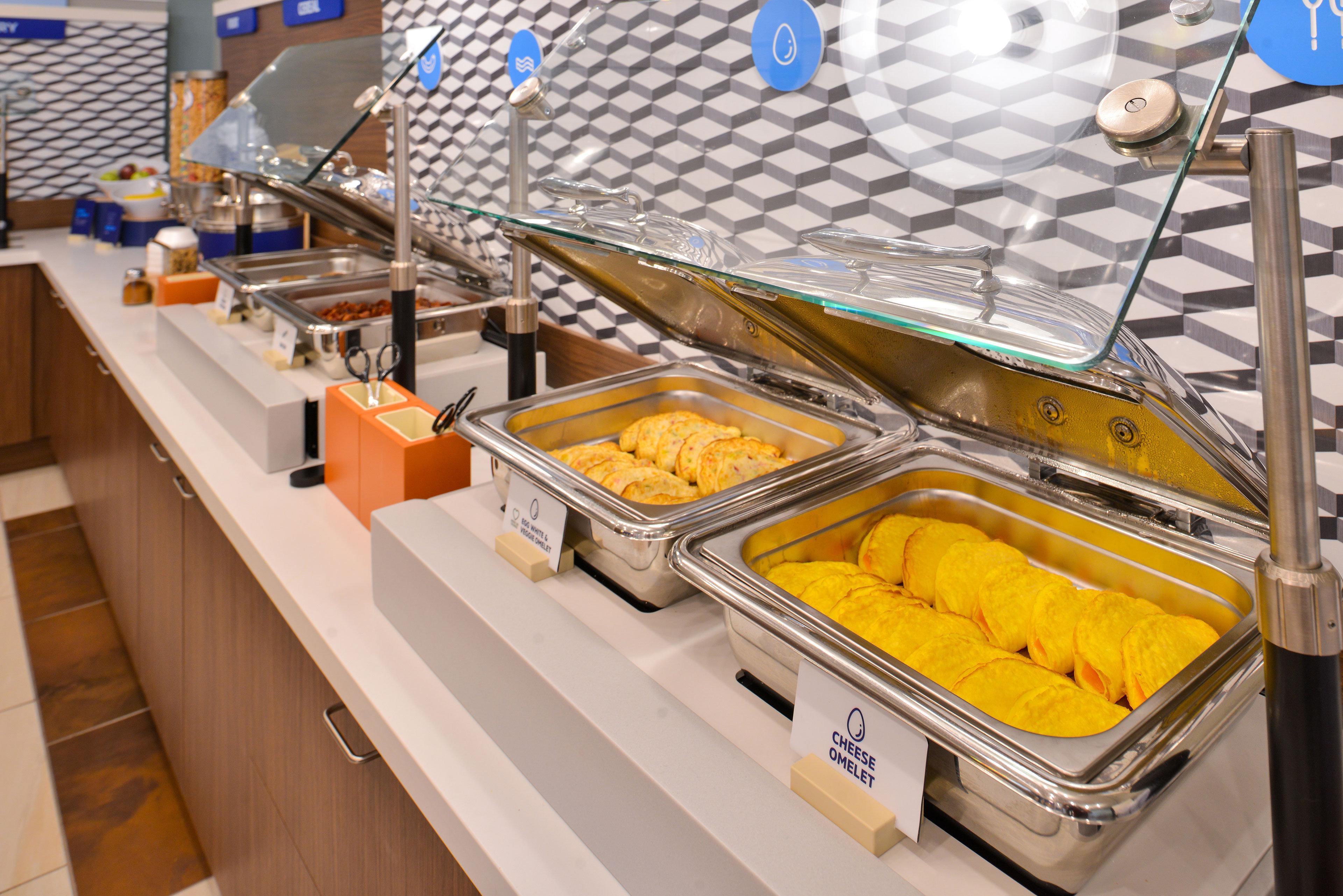 Holiday Inn Express & Suites Cumberland - La Vale By Ihg Eksteriør billede